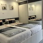 Luxury Horizon Apartment