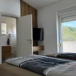 Luxury Horizon Apartment *