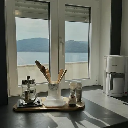 Διαμέρισμα Luxury Horizon Tisno