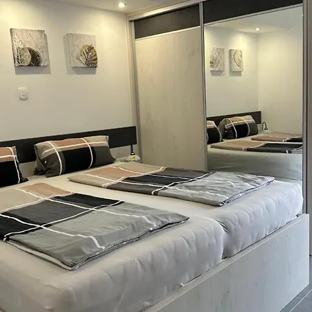 Luxury Horizon Apartment