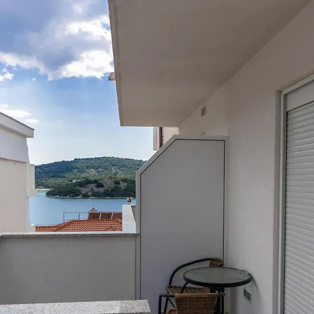 Apartment Luxury Horizon Tisno