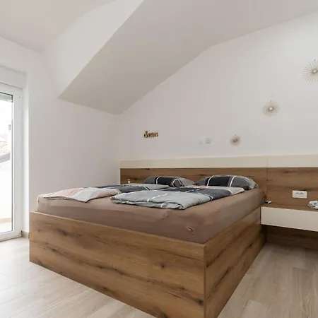 Luxury Horizon Apartment