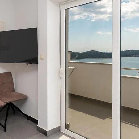 Luxury Horizon Apartment