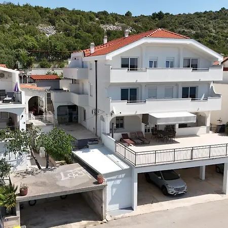 Luxury Horizon Tisno