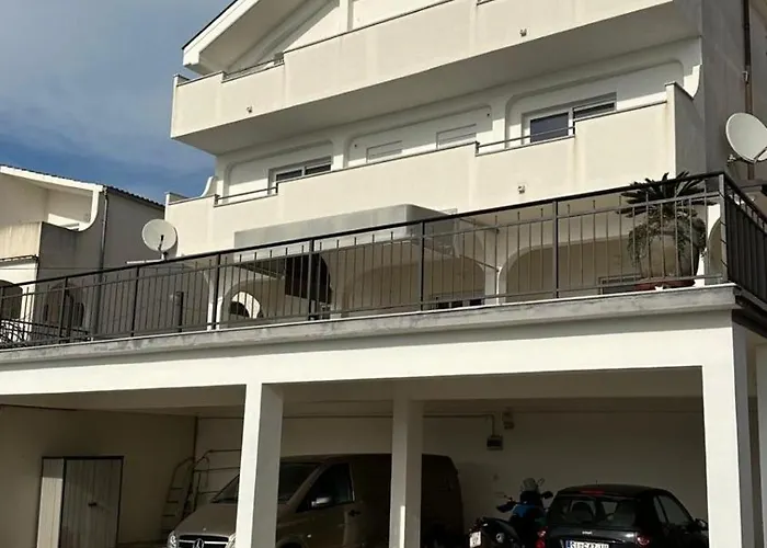 Luxury Horizon * Tisno